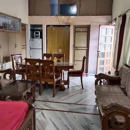 Kusum Palace Varanasi Exterior photo